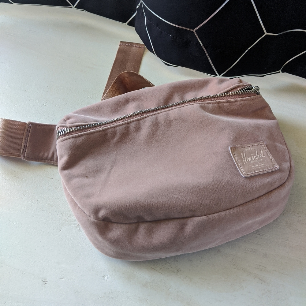Fanny pack